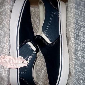 Dark/light blue slip on vans